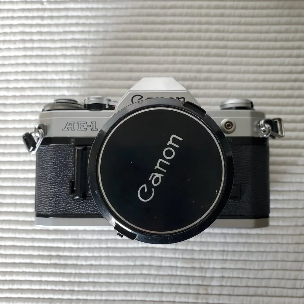 Canon AE-1 SLR Camera 50mm Lense Vivitar Flash Zoom Lense Manual Film Not Tested - Picture 2 of 16
